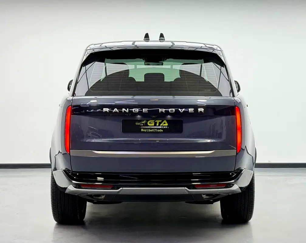 2025 Range Rover SE P360, 2030 RR Warranty + Service Pack, Full RR Service History, Very Low Km, GCC - Thumbnail 5