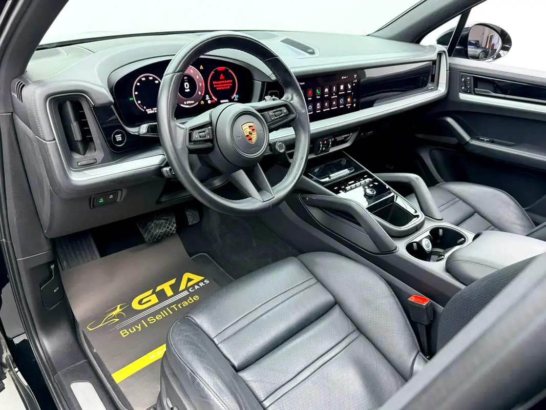 2024 Porsche Cayenne Coupe, Warranty, Service History, Low Km, Excellent condition, American - Thumbnail 10
