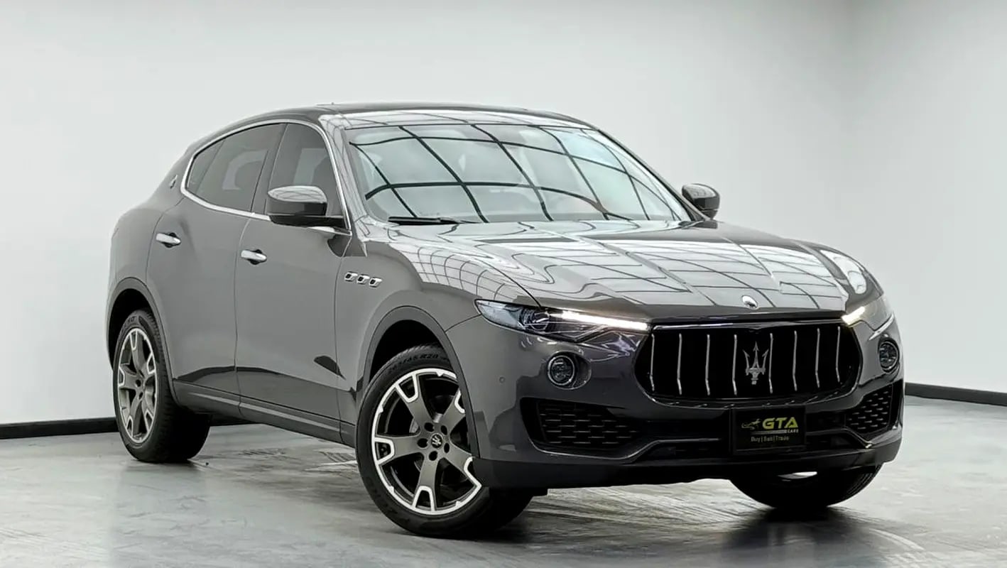 2020 Maserati Levante Q4, Warranty, Full Maserati Service History, Excellent Condition, GCC - Thumbnail 3
