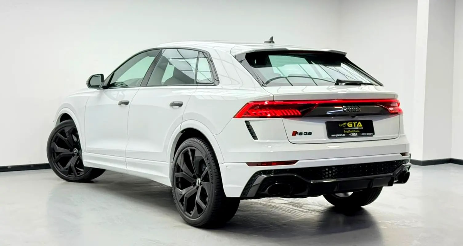 2020 Audi RSQ8 4.0TFSI Quattro, Warranty, Carbon Fiber Package, Excellent Condition, GCC - Thumbnail 6