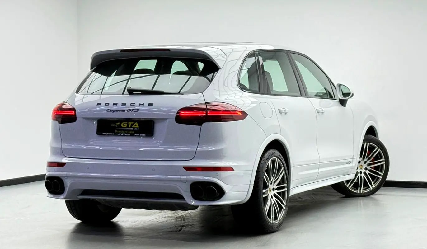 2016 Porsche Cayenne GTS, Carbon Fiber Interior, Fully Loaded, Excellent Condition, GCC - Thumbnail 4