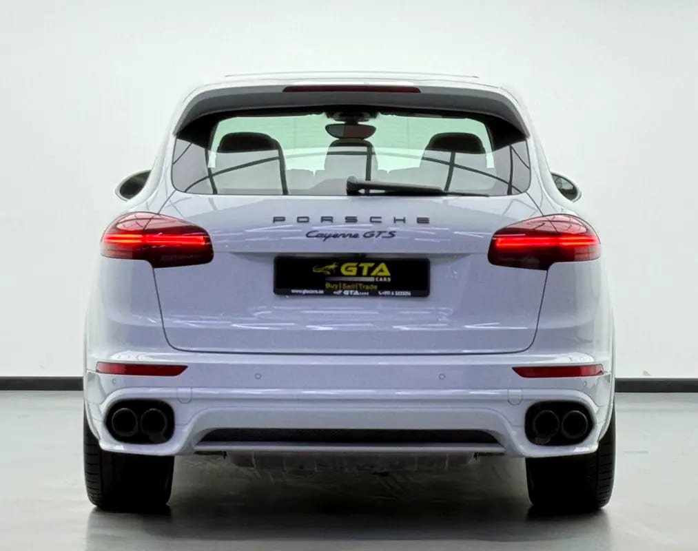 2016 Porsche Cayenne GTS, Carbon Fiber Interior, Fully Loaded, Excellent Condition, GCC - Thumbnail 5