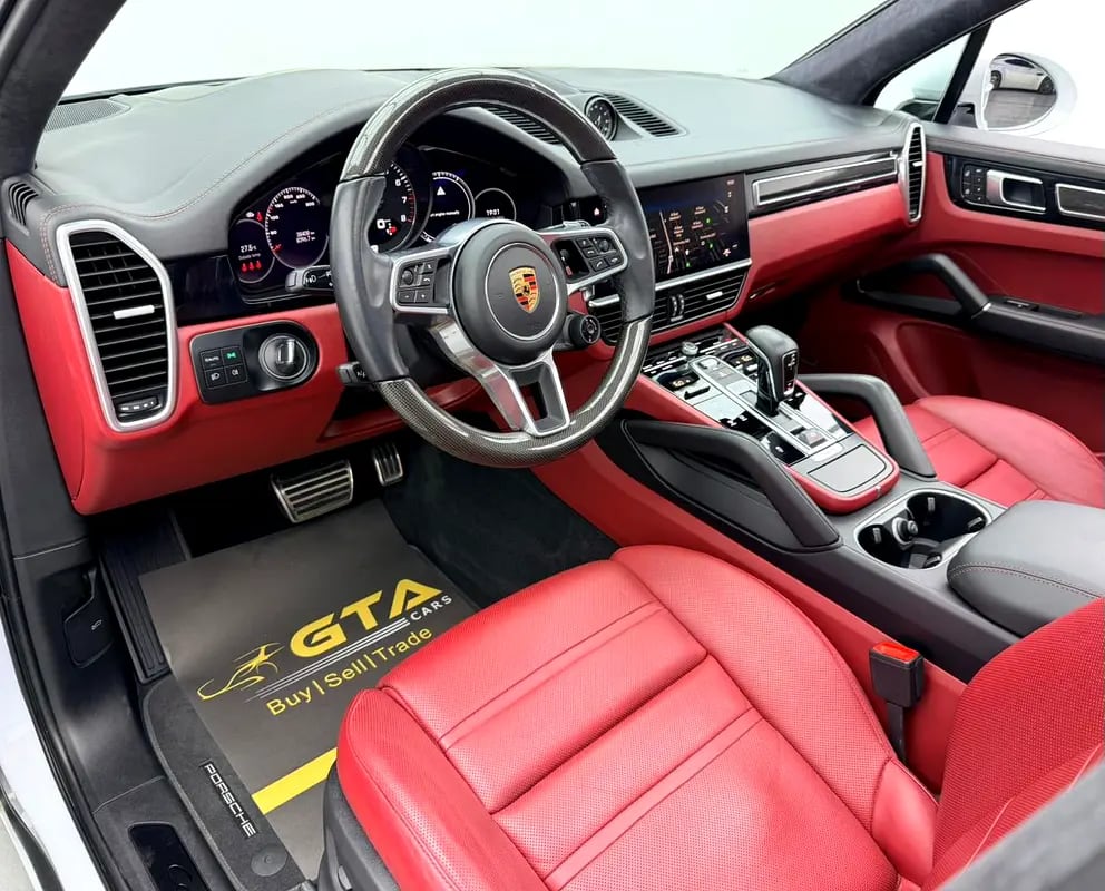 2023 Porsche Cayenne GTS, 2027 Porsche Warranty, Full Porsche Service History, Low Km, GCC - Thumbnail 10