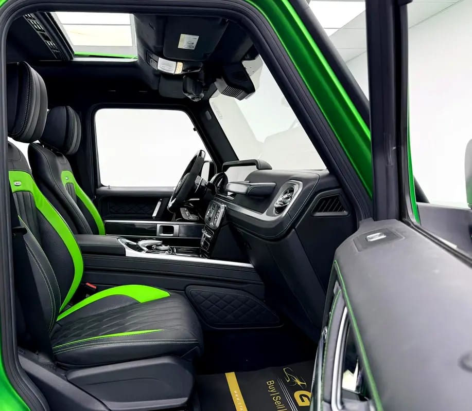 2022 Mercedes Benz G63 4x4², 2028 MB Warranty, 2026 MB Service Pack, Very Low Km, GCC - Thumbnail 10
