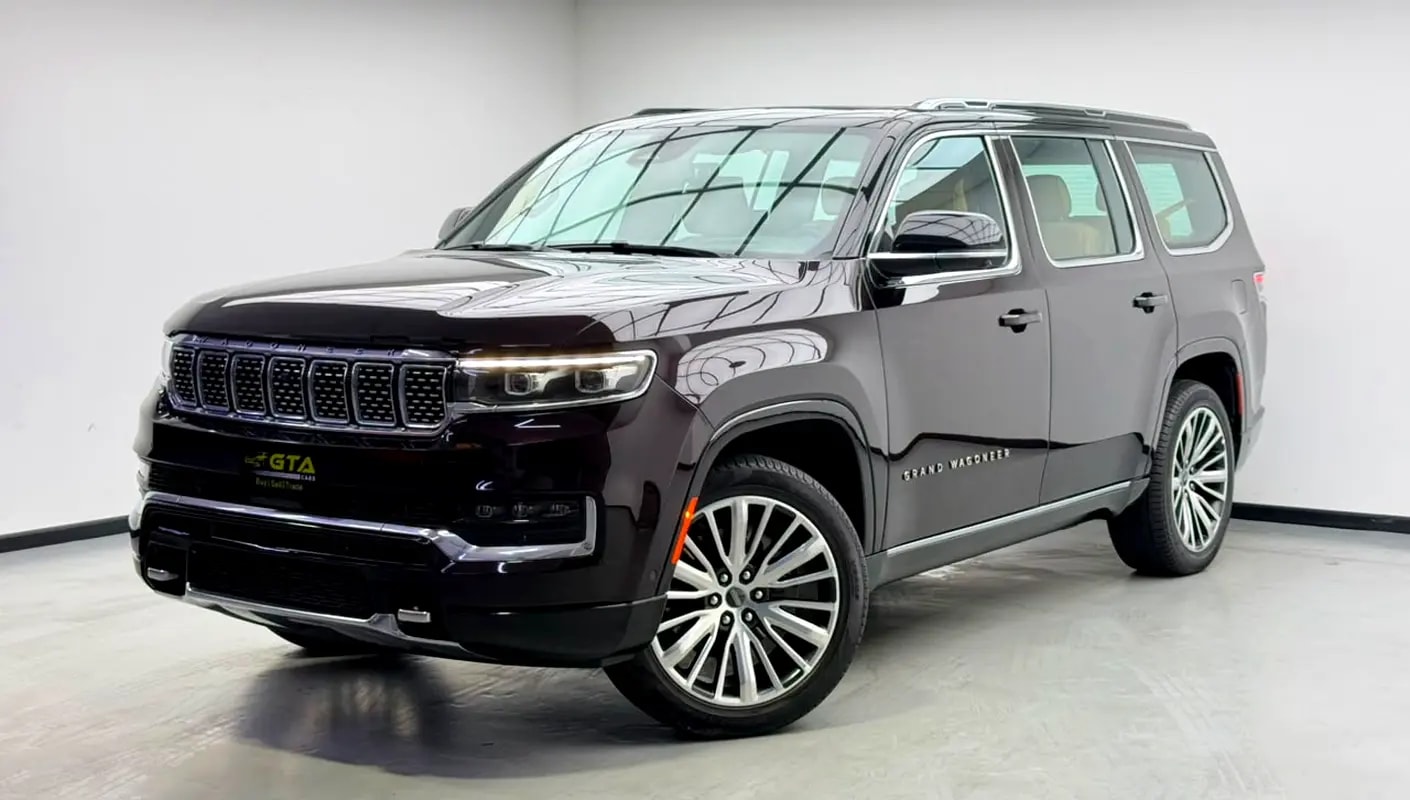 2023 Jeep Grand Wagoneer Series III, 2028 Jeep Warranty, Full Jeep Service History, 7 Seater, GCC - Thumbnail 1