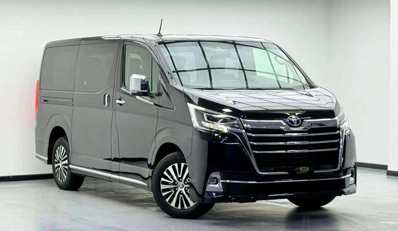 2023 Toyota Granvia Premium, 2026 Toyota Warranty, Full Toyota Service History, Fully Loaded, GCC - Thumbnail 3