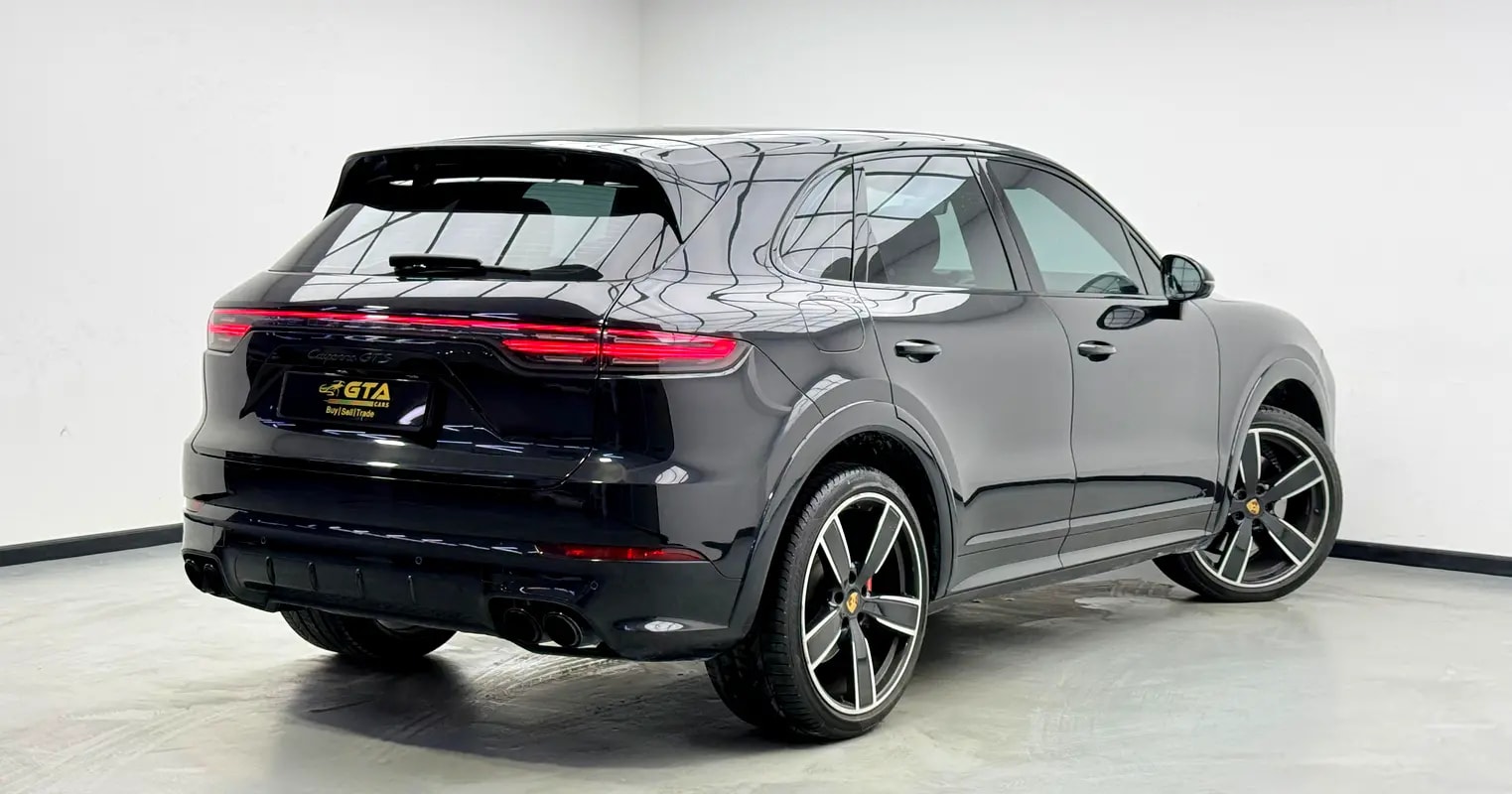 2022 Porsche Cayenne GTS, Warranty, Full Porsche Service History, Fully Loaded, GCC - Thumbnail 4
