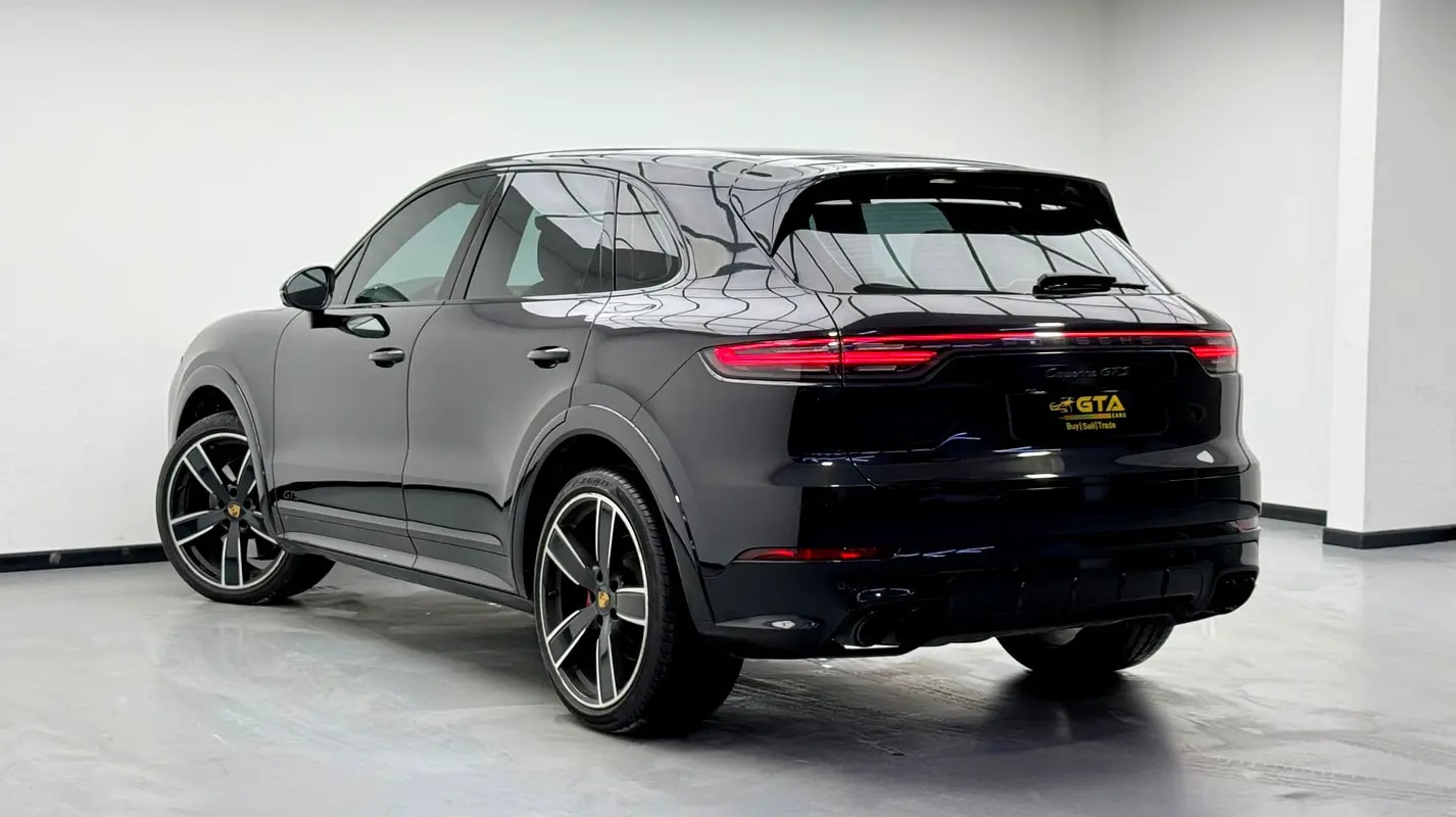 2022 Porsche Cayenne GTS, Warranty, Full Porsche Service History, Fully Loaded, GCC - Thumbnail 6