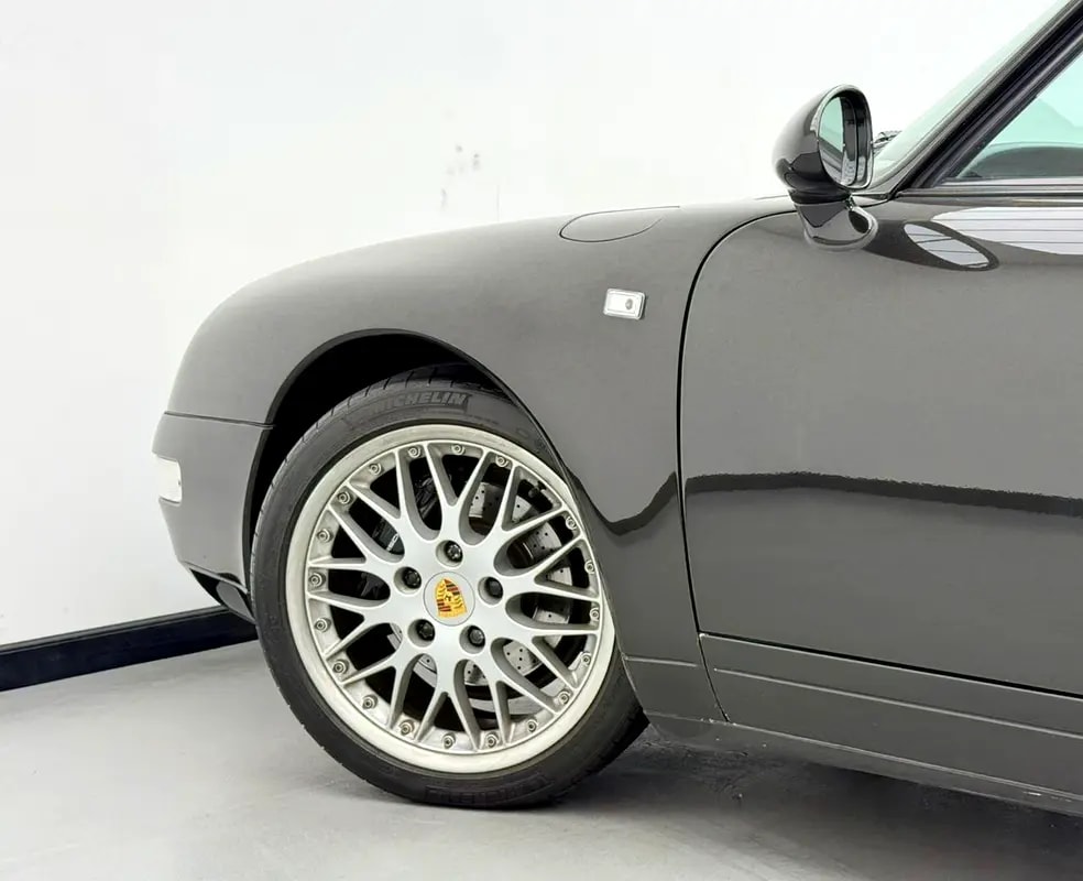 1996 Porsche 911 Carrera 2, Collectors Car, Excellent condition, Japanese - Thumbnail 7