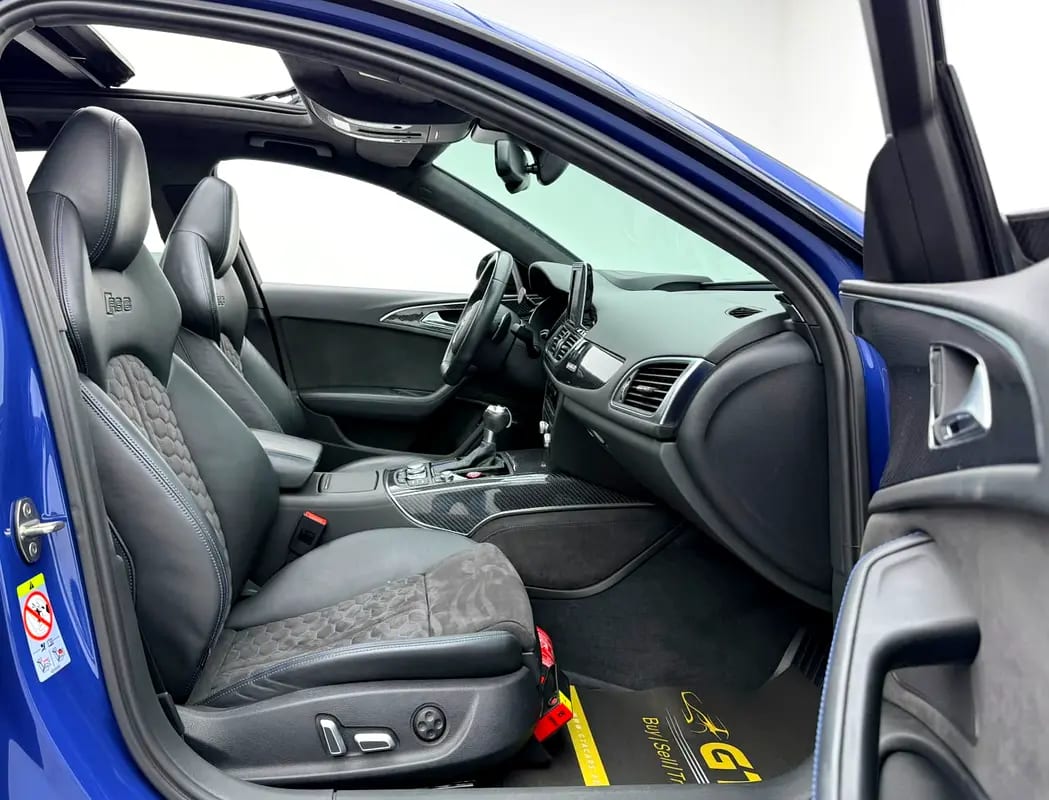 2018 Audi RS6 Quattro, Service History, Carbon Fiber Package, Fully Loaded, Excellent Condition - Thumbnail 9