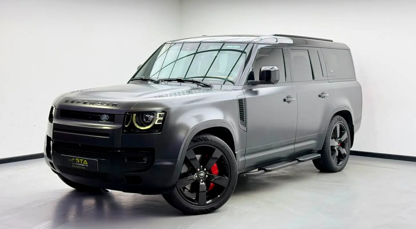 2023 Land Rover Defender 130 HSE P400, 5 Year LR Warranty + Service Pack, 8 Seater, GCC - Thumbnail 1