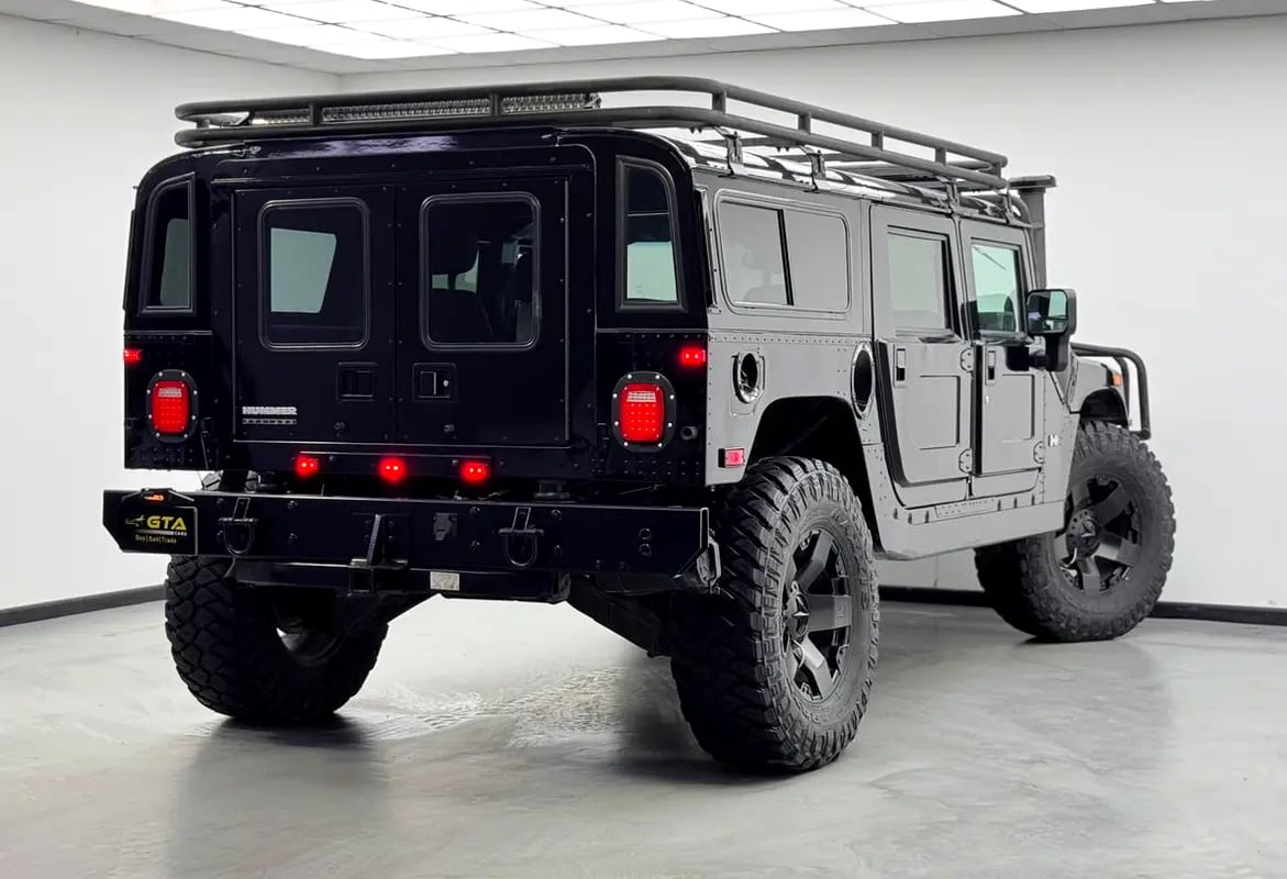 2002 Hummer H1, Apple CarPlay, Android Auto, Excellent Condition, American Specs - Thumbnail 4