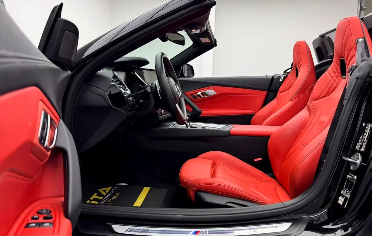 2022 BMW Z4 sDrive20i M-Sport, 2027 BMW Warranty + Service Pack, Full BMW Service History, GCC - Thumbnail 9