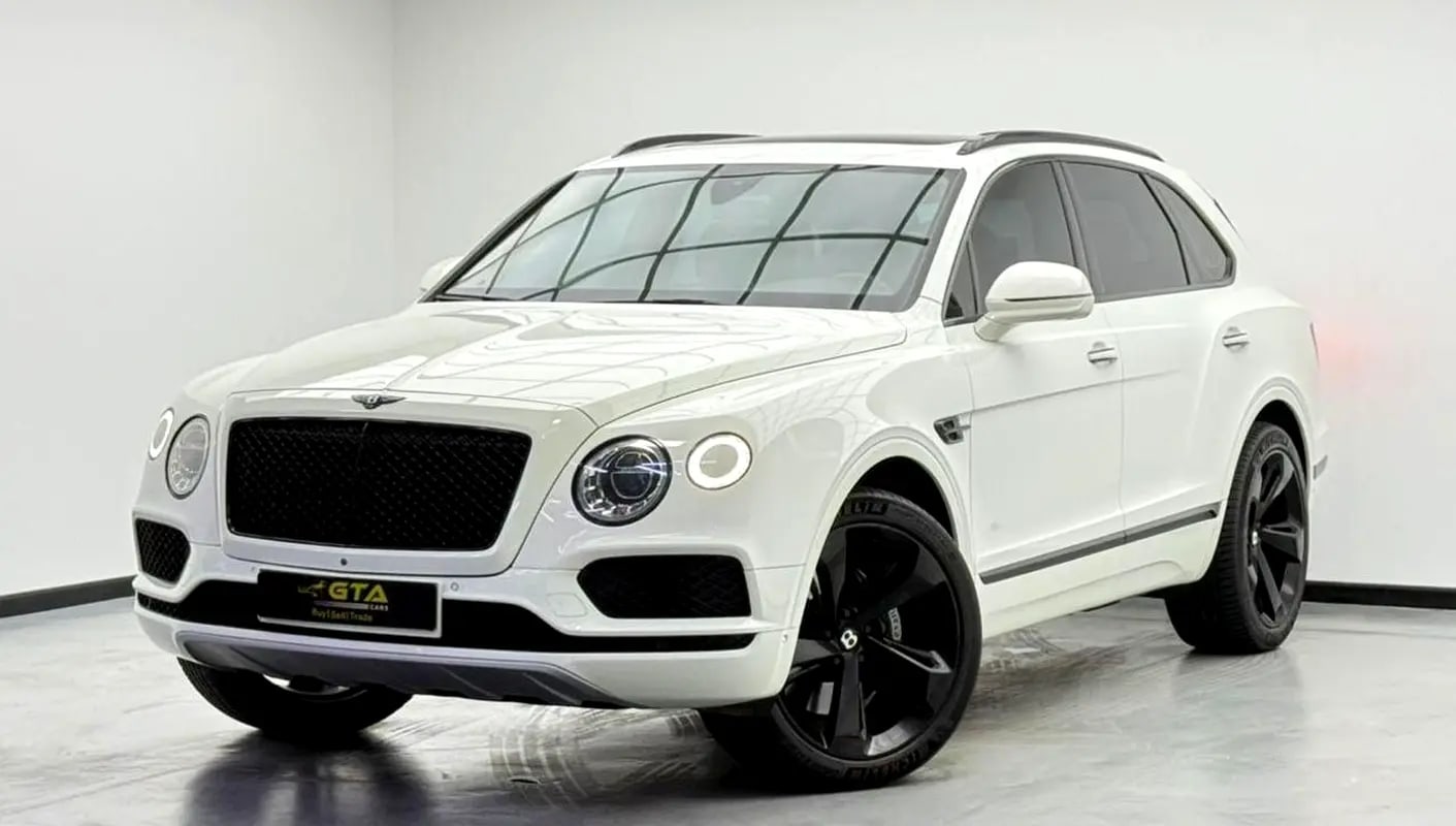 2018 Bentley Bentayga W12 Black Edition, Full Service History, Excellent Condition, GCC - Thumbnail 1