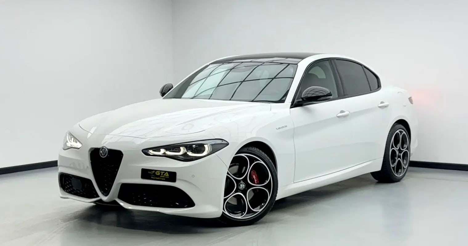 2025 Alfa Romeo Giulia Veloce Q2, 5 Years Alfa Warranty + Service Pack, Delivery Kms, GCC - Thumbnail 1