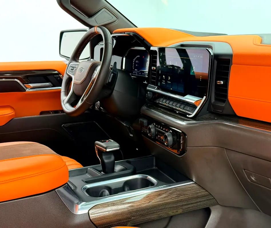 2024 Chevrolet Silverado Trail Boss Z71 Shaheen Edition, 2028 Chevrolet Warranty, Very Low Km, GCC - Thumbnail 8