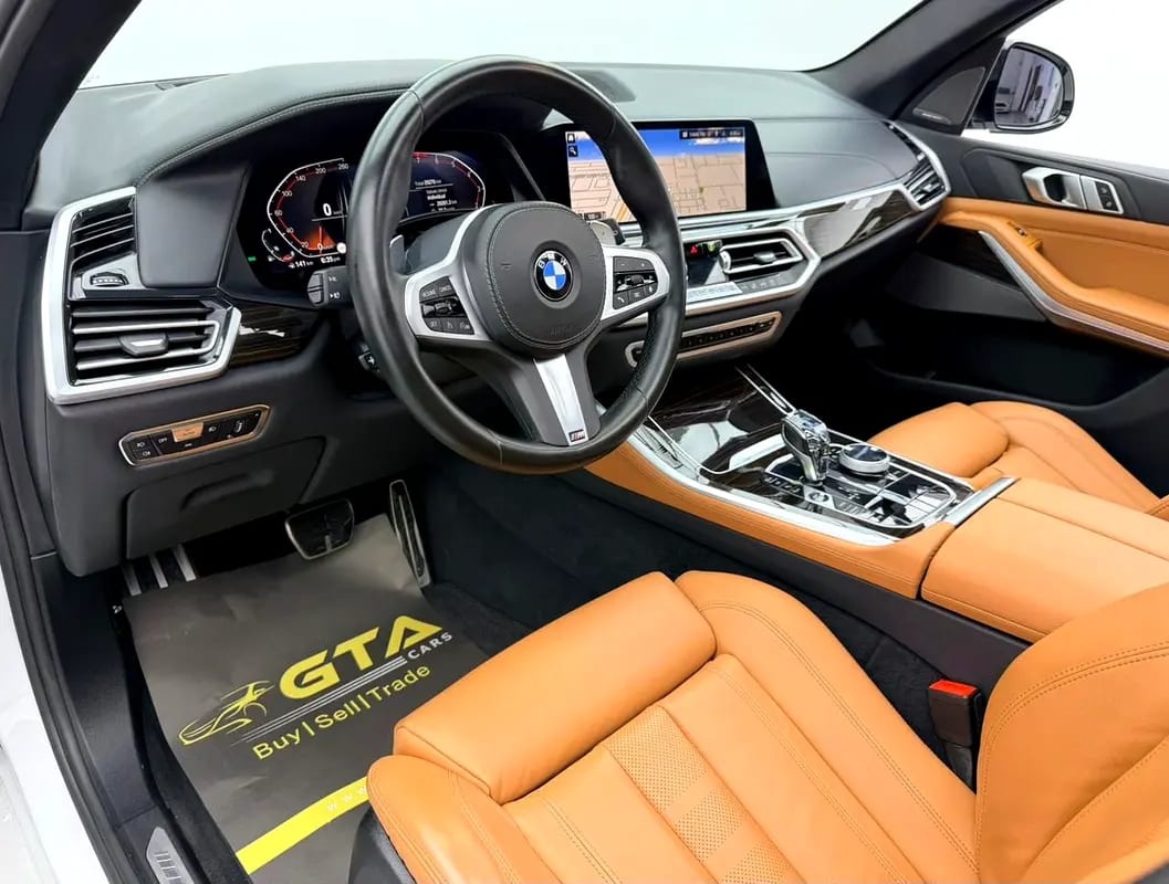 2022 BMW X5 xDrive40i M-Sport, 2026 BMW Warranty + Service Pack, Very Low Km, Fully Loaded, GCC - Thumbnail 10