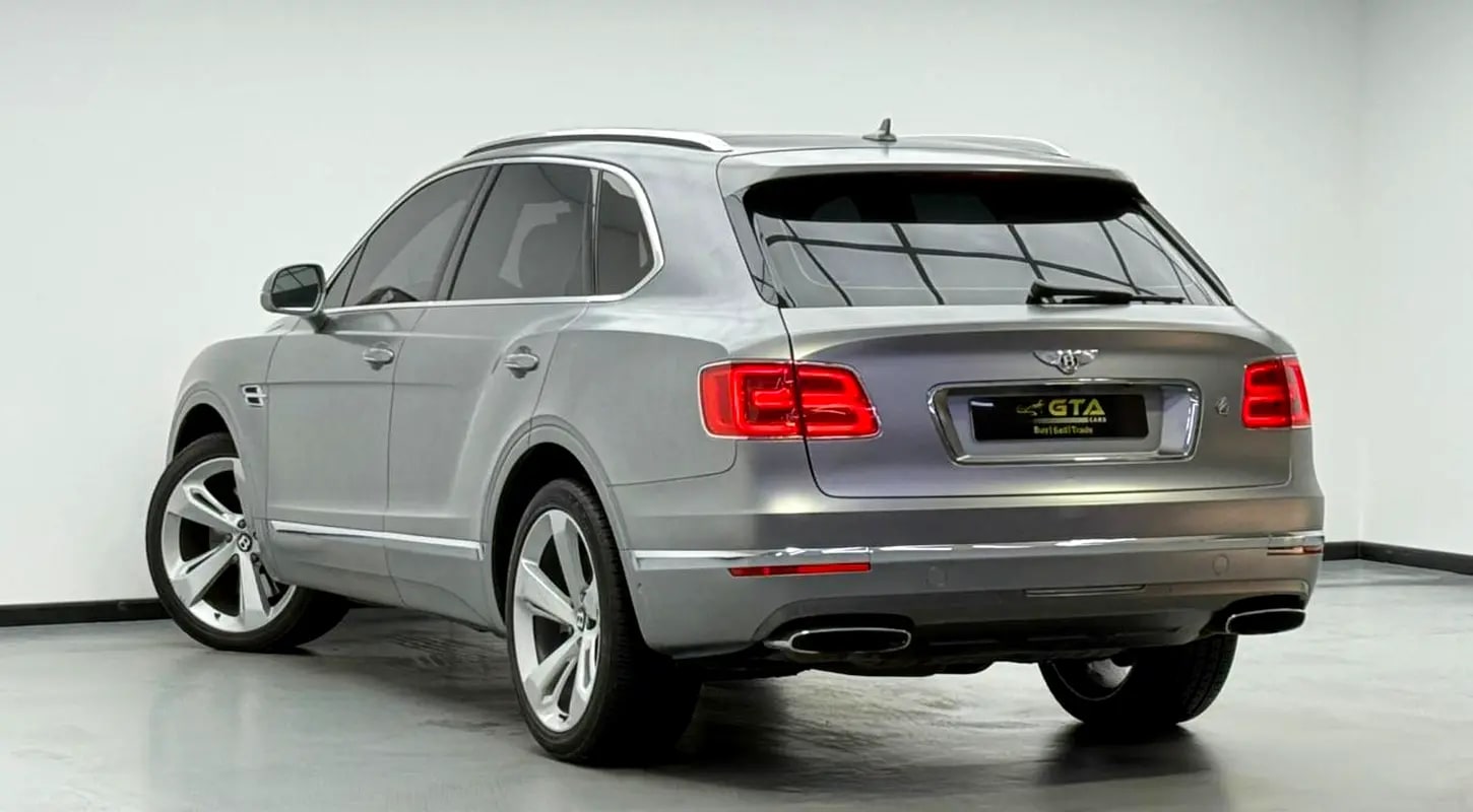 2017 Bentley Bentayga First Edition W12, Service History, Fully Loaded, Excellent Condition, GCC - Thumbnail 6