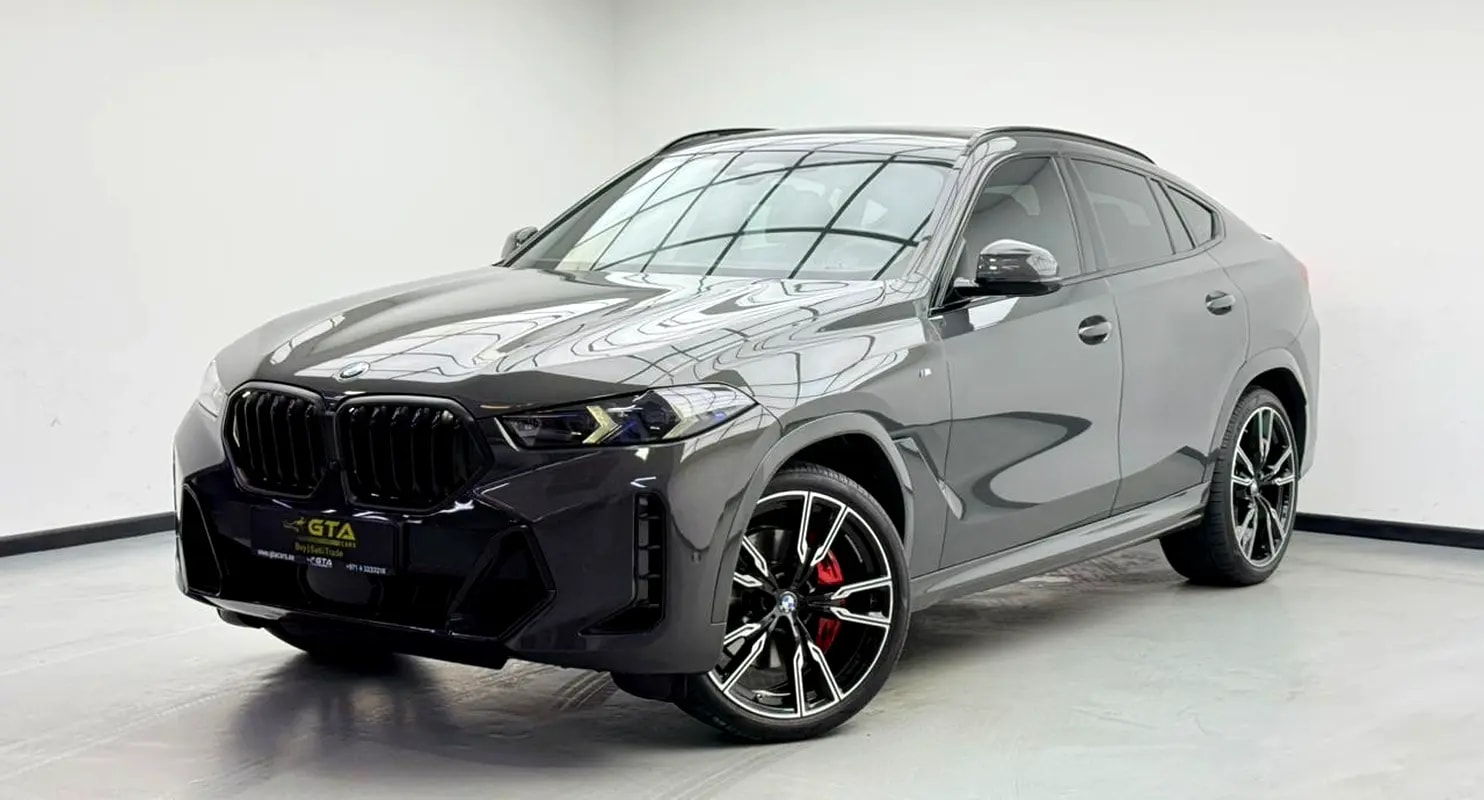 2025 BMW X6 xDrive40i M-Sport, 2030 BMW Warranty + Service Pack, Full BMW Service History, GCC - Thumbnail 1