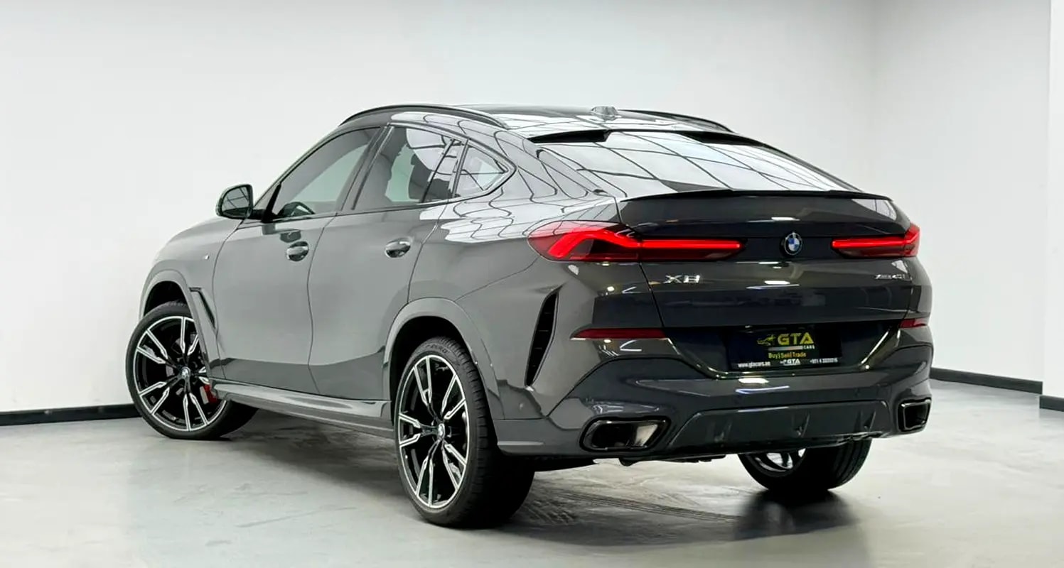 2025 BMW X6 xDrive40i M-Sport, 2030 BMW Warranty + Service Pack, Full BMW Service History, GCC - Thumbnail 6