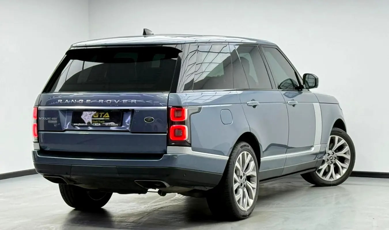 2018 Range Rover Vogue SE Supercharged, Full Range Rover Service History, Excellent Condition, GCC - Thumbnail 4