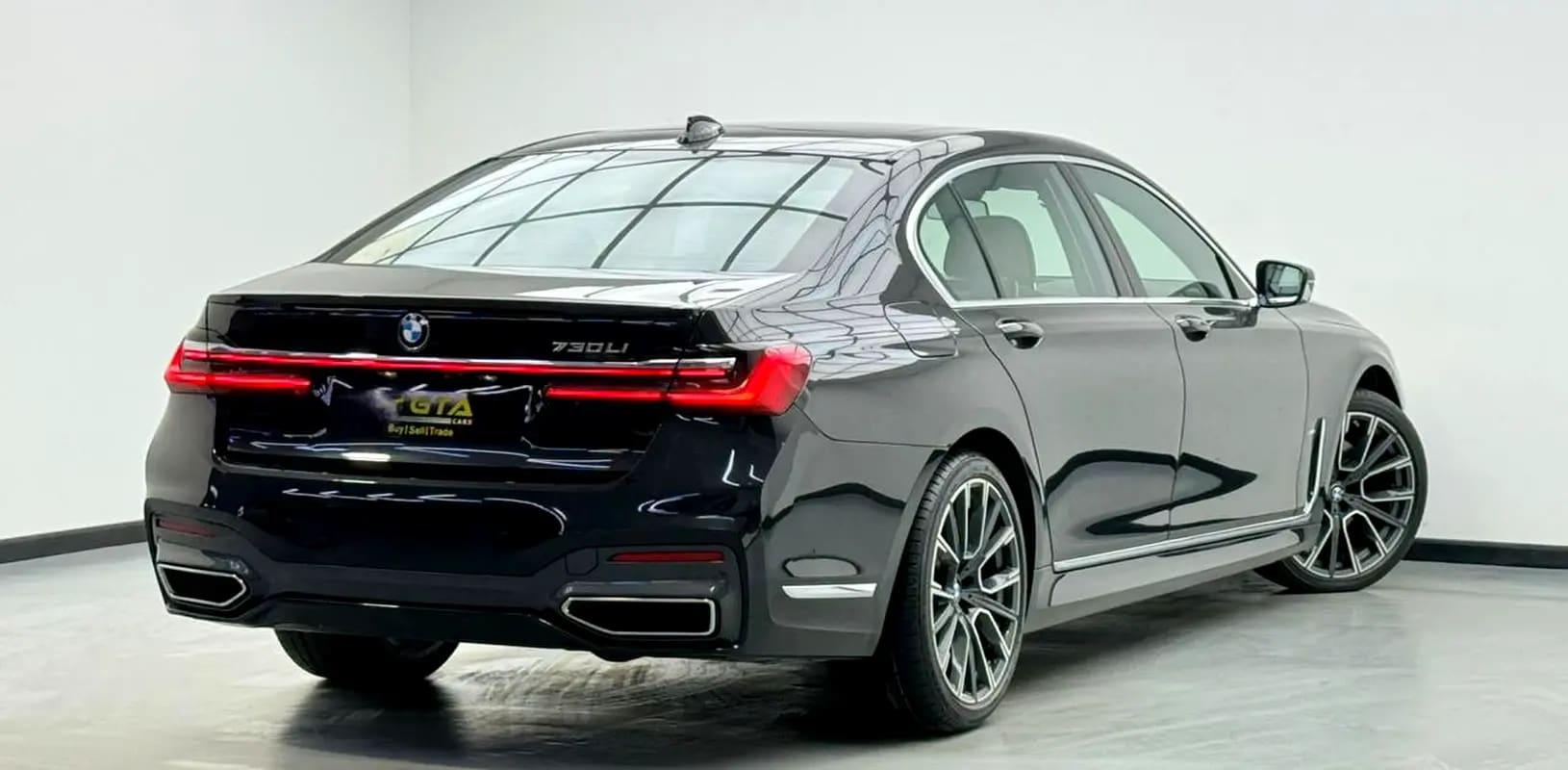 2021 BMW 730Li M-Sport, Warranty, Full BMW Service History, Fully Loaded, Excellent Condition, GCC - Thumbnail 4