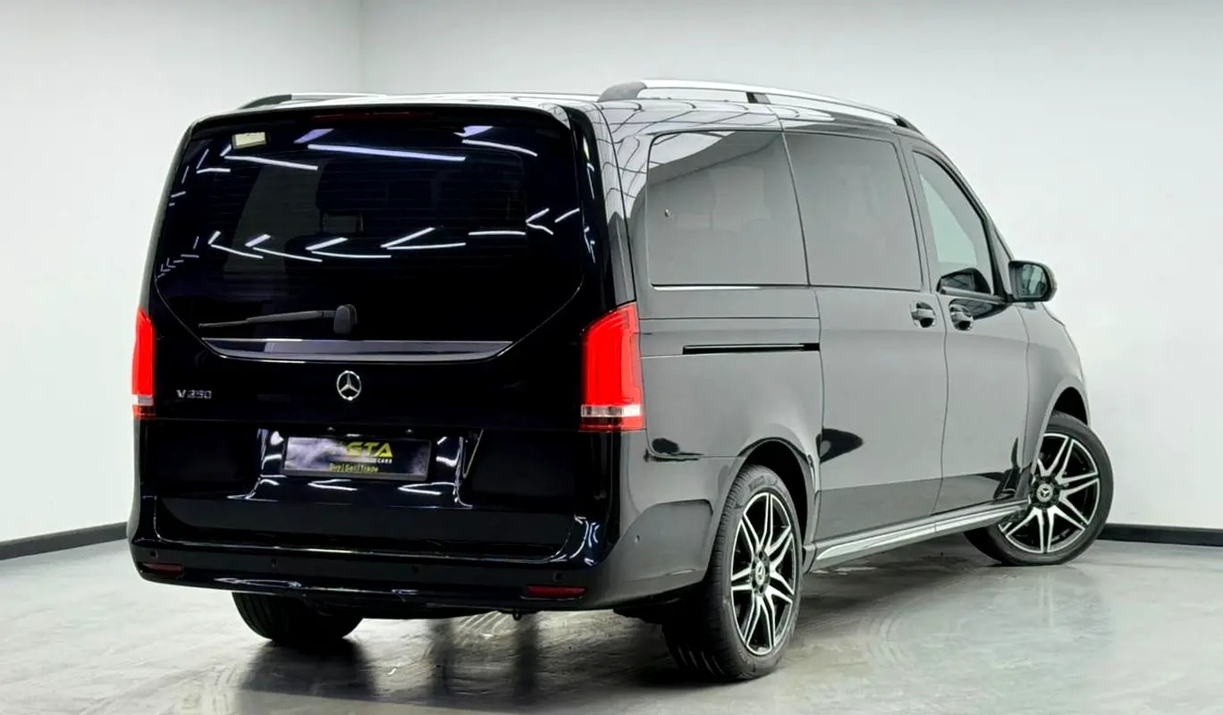 2023 Mercedes Benz V250 Premium, Warranty, 8 Seater, Fully Loaded, Excellent Condition, GCC - Thumbnail 4