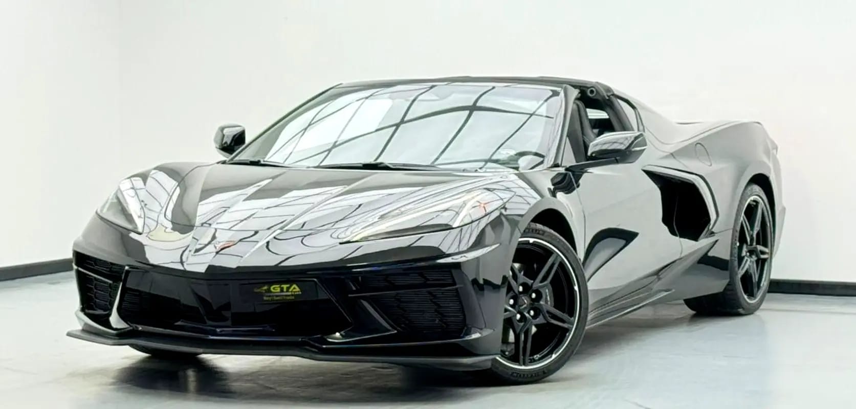 2025 Chevrolet Corvette 1LT Stingray, Warranty, Low Km, Fully Loaded, Excellent Condition, Canadian - Thumbnail 1