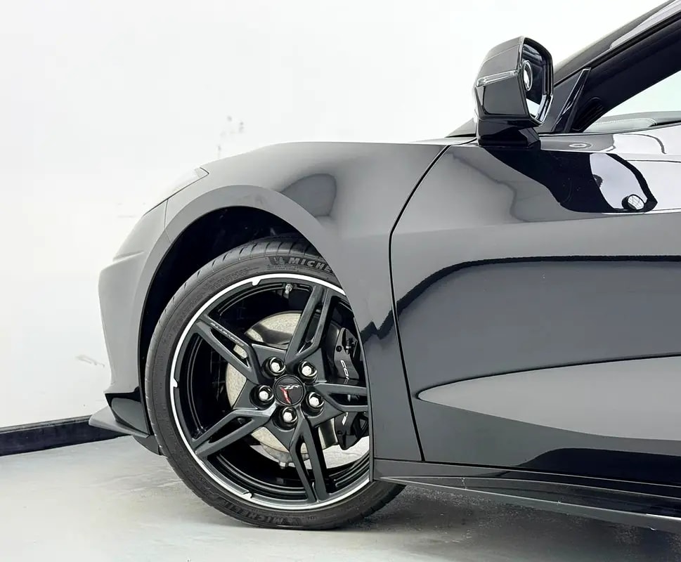 2025 Chevrolet Corvette 1LT Stingray, Warranty, Low Km, Fully Loaded, Excellent Condition, Canadian - Thumbnail 7