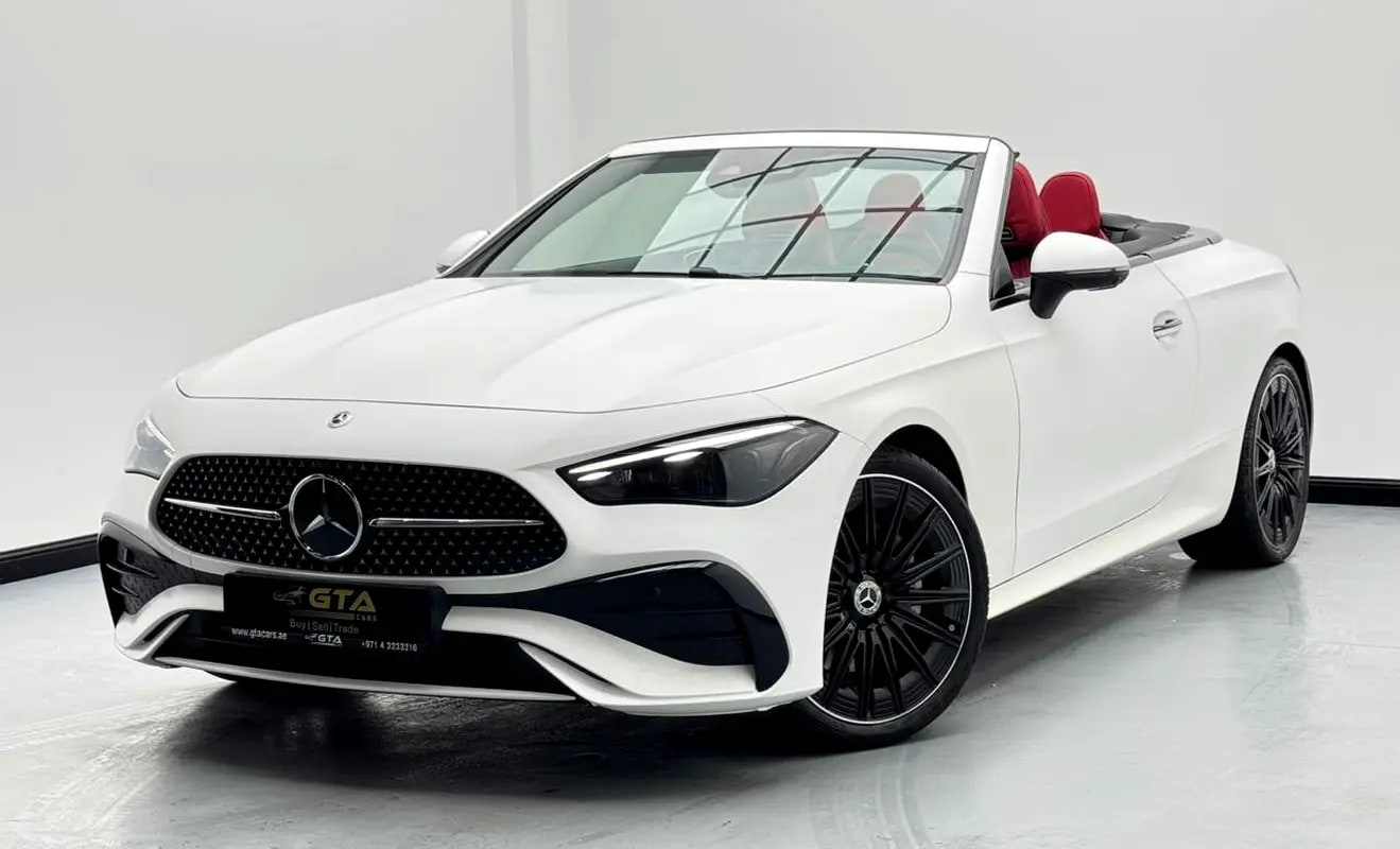 2025 Mercedes-Benz CLE 300 4Matic, Mercedes Warranty, Excellent Condition, GCC - Thumbnail 1