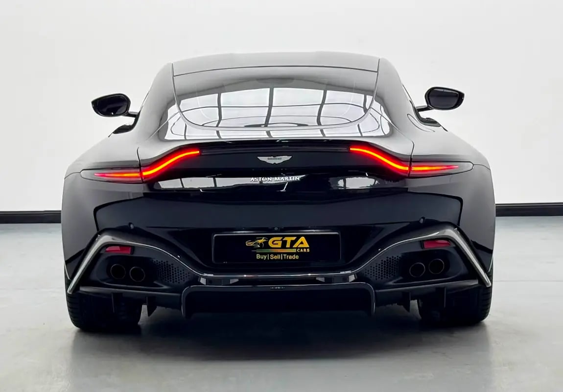 2019 Aston Martin Vantage, 4/2027 Aston Martin Warranty, Aston Martin Service History, GCC - Thumbnail 5
