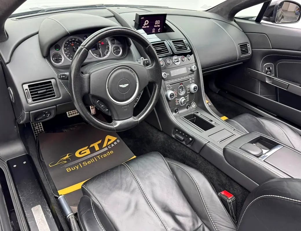 2013 Aston Martin Vantage, Full Service History, Excellent Condition - Thumbnail 8