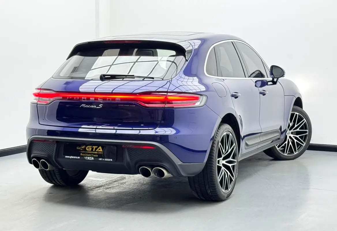 2025 Porsche Macan S, April 2028 Porsche Warranty, Porsche Service History, GCC - Thumbnail 6