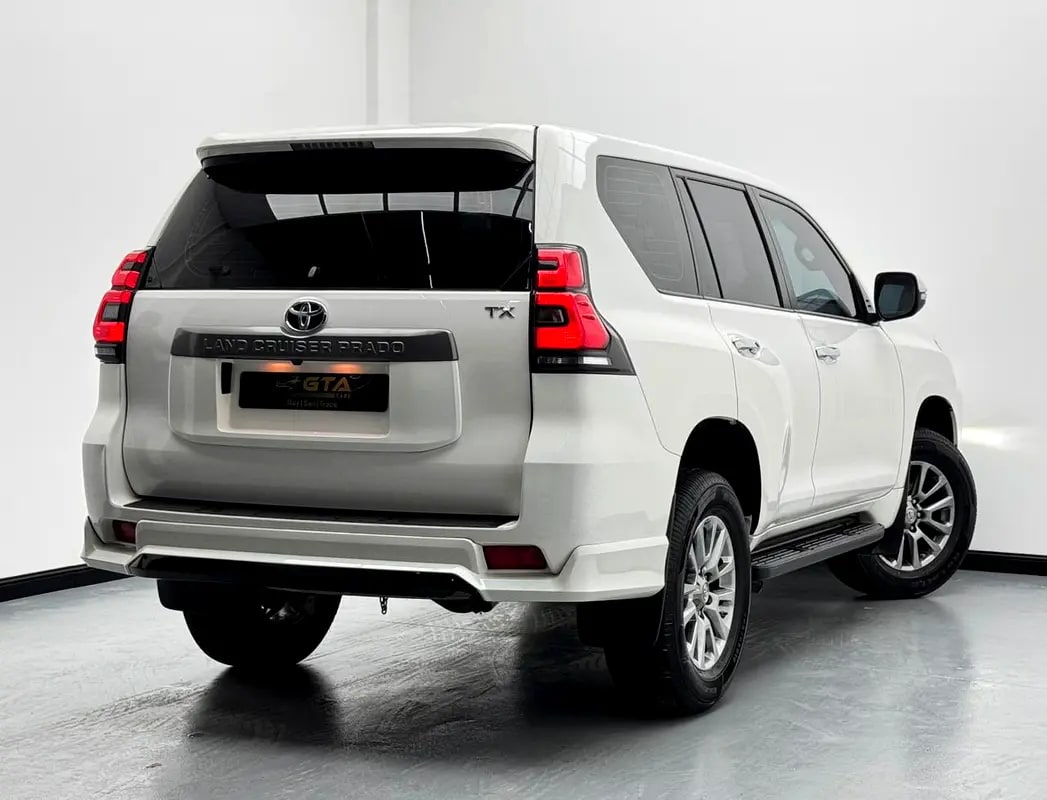 2018 Toyota Prado TX, Full Service History, Excellent Condition, GCC - Thumbnail 6