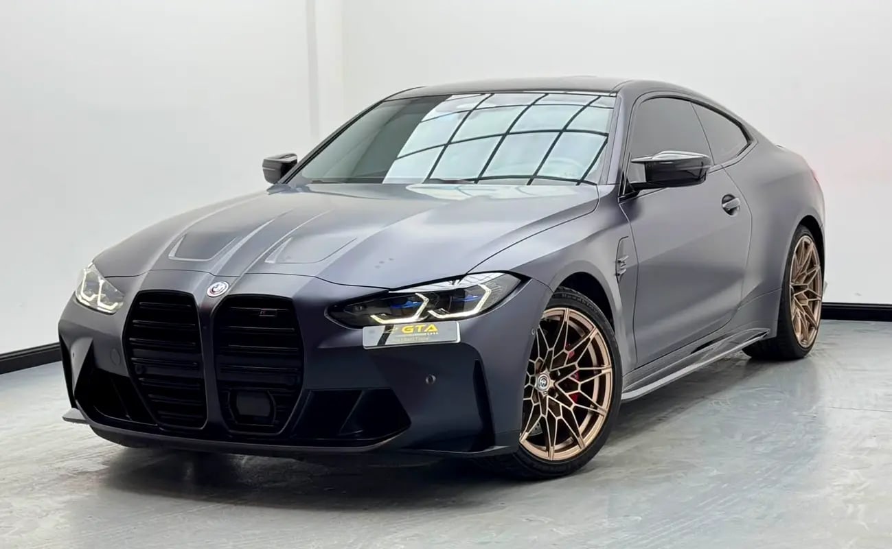 2023 BMW M4 Competition xDrive Edition 50 Jahre BMW, 11 BMW Warranty and Service Pack, GCC