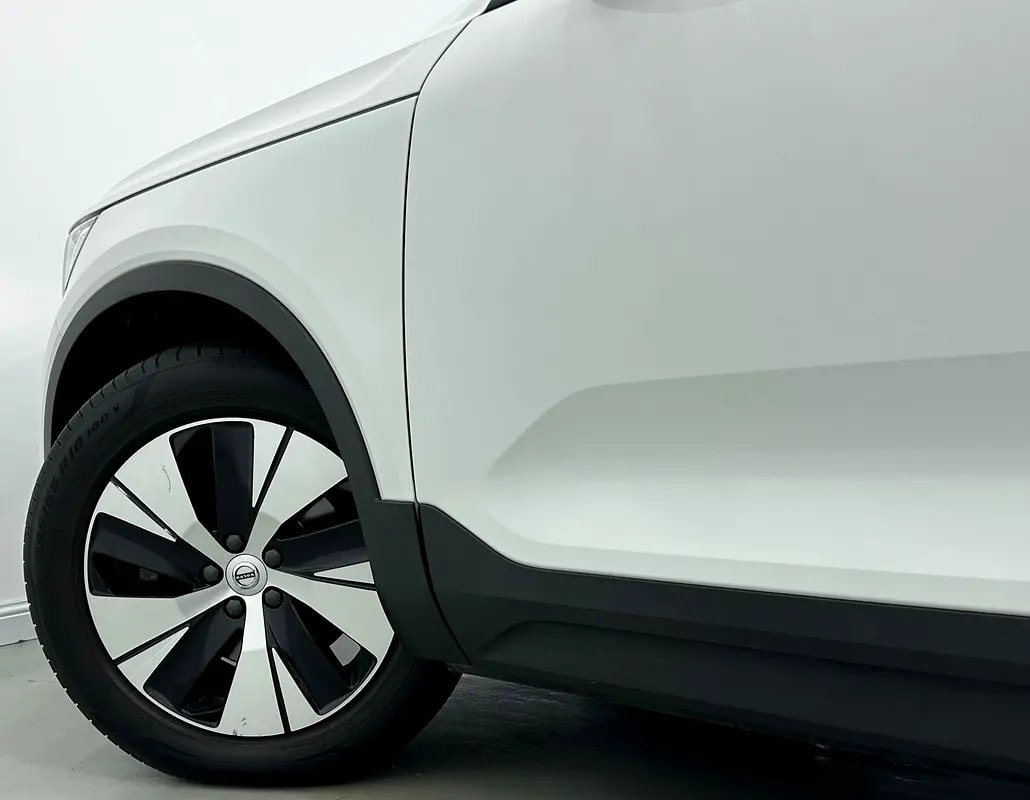 2022 Volvo XC40 T4,  Warranty, Full Volvo Service History, Low Kms, GCC - Thumbnail 7