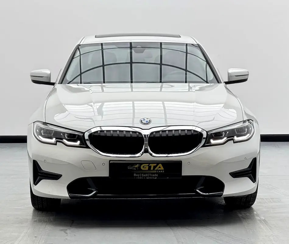2019 BMW 330i, BMW Service History, 1 Year Warranty, Excellent Condition, GCC - Thumbnail 2