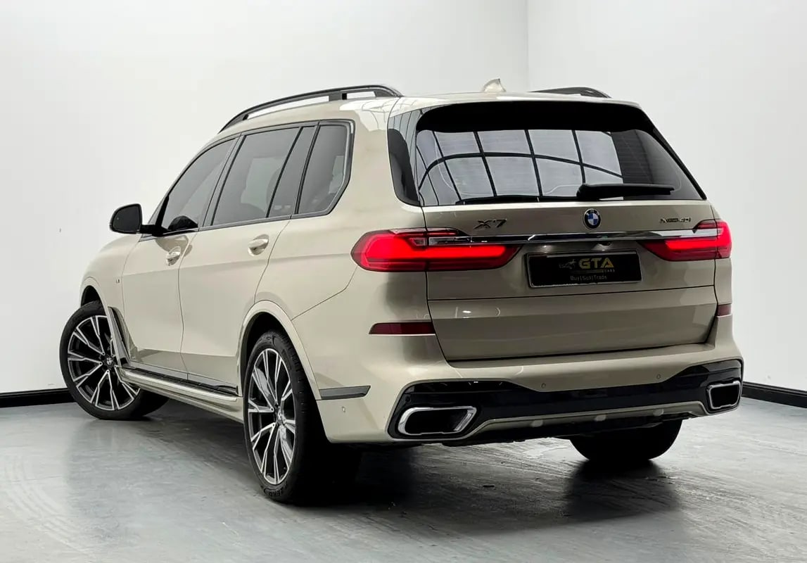 2019 BMW X7 xDrive40i M-Sport, BMW Service History, 1 Year Warranty, Excellent Condition, GCC - Thumbnail 4