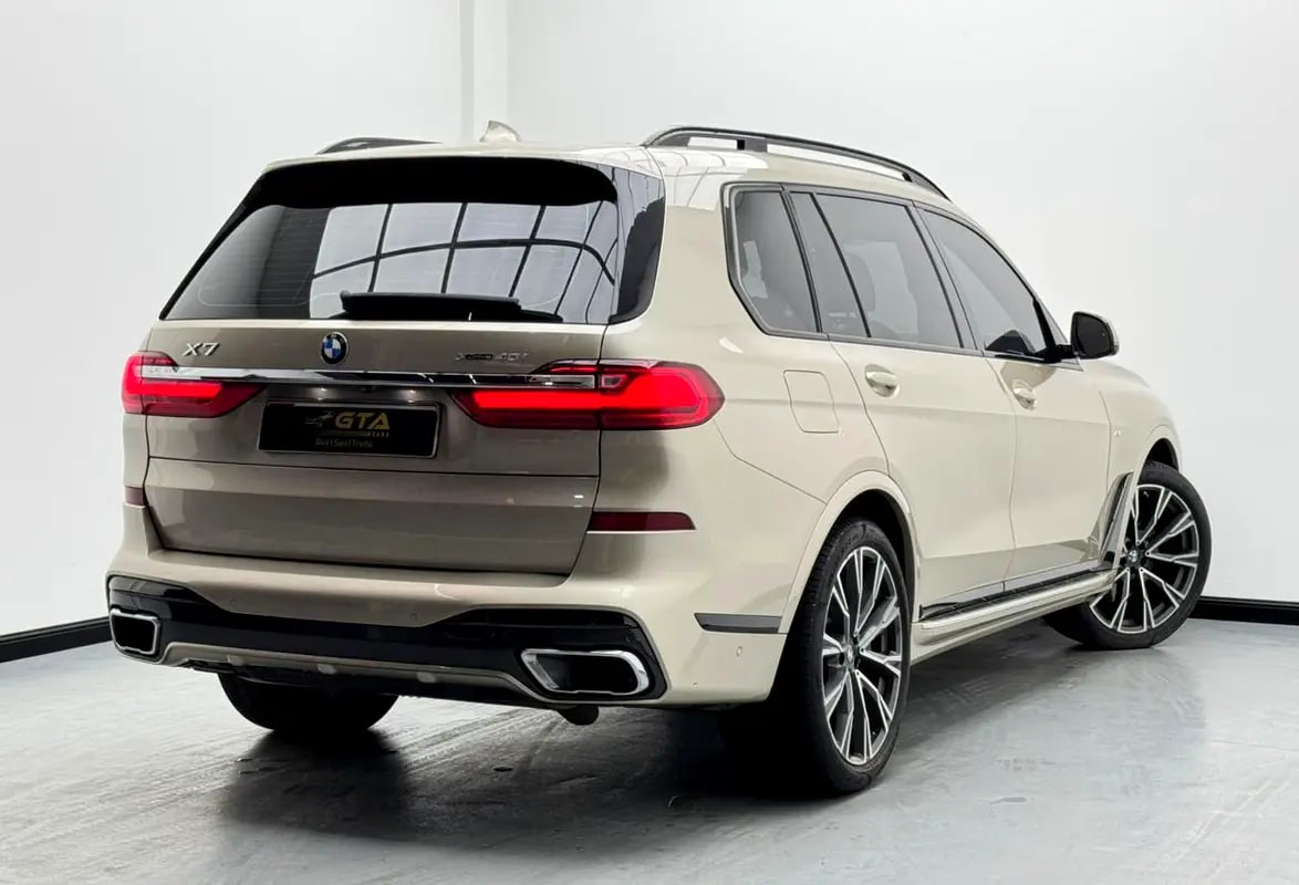 2019 BMW X7 xDrive40i M-Sport, BMW Service History, 1 Year Warranty, Excellent Condition, GCC - Thumbnail 6