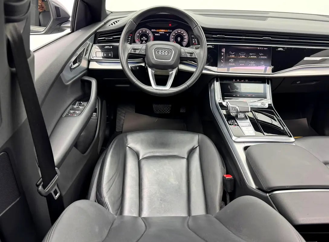 2020 Audi Q8 55TFSI S-Line, Audi Service History, 1 Year Warranty, Excellent Condition, GCC - Thumbnail 8