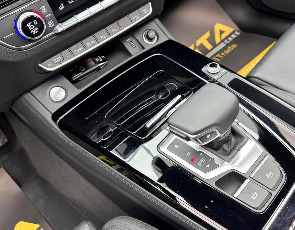 2024 Audi Q5 Sportback S-Line 45 TFSI Quattro, 2029 Audi Warranty and Service Pack, GCC - Thumbnail 10