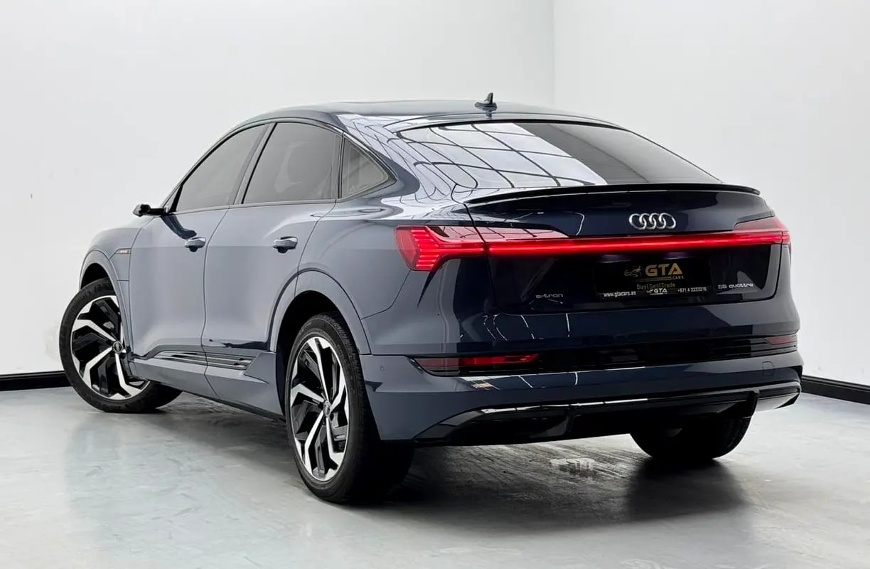 2021 Audi E-Tron 55 Quattro S-Line, 2029 Audi Warranty, Audi Service History, GCC - Thumbnail 4