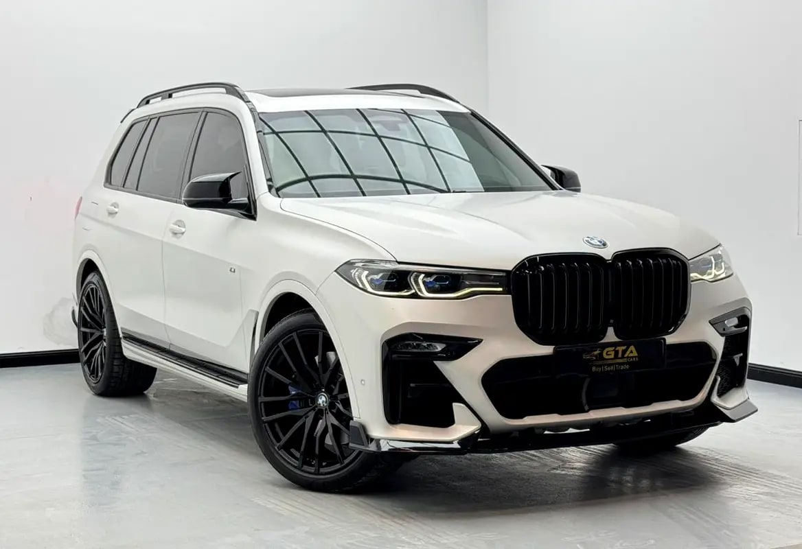 2019 BMW X7 xDrive50i M-Sport, 1 Year Warranty, Feb / 2027 BMW Service Pack, GCC - Thumbnail 3