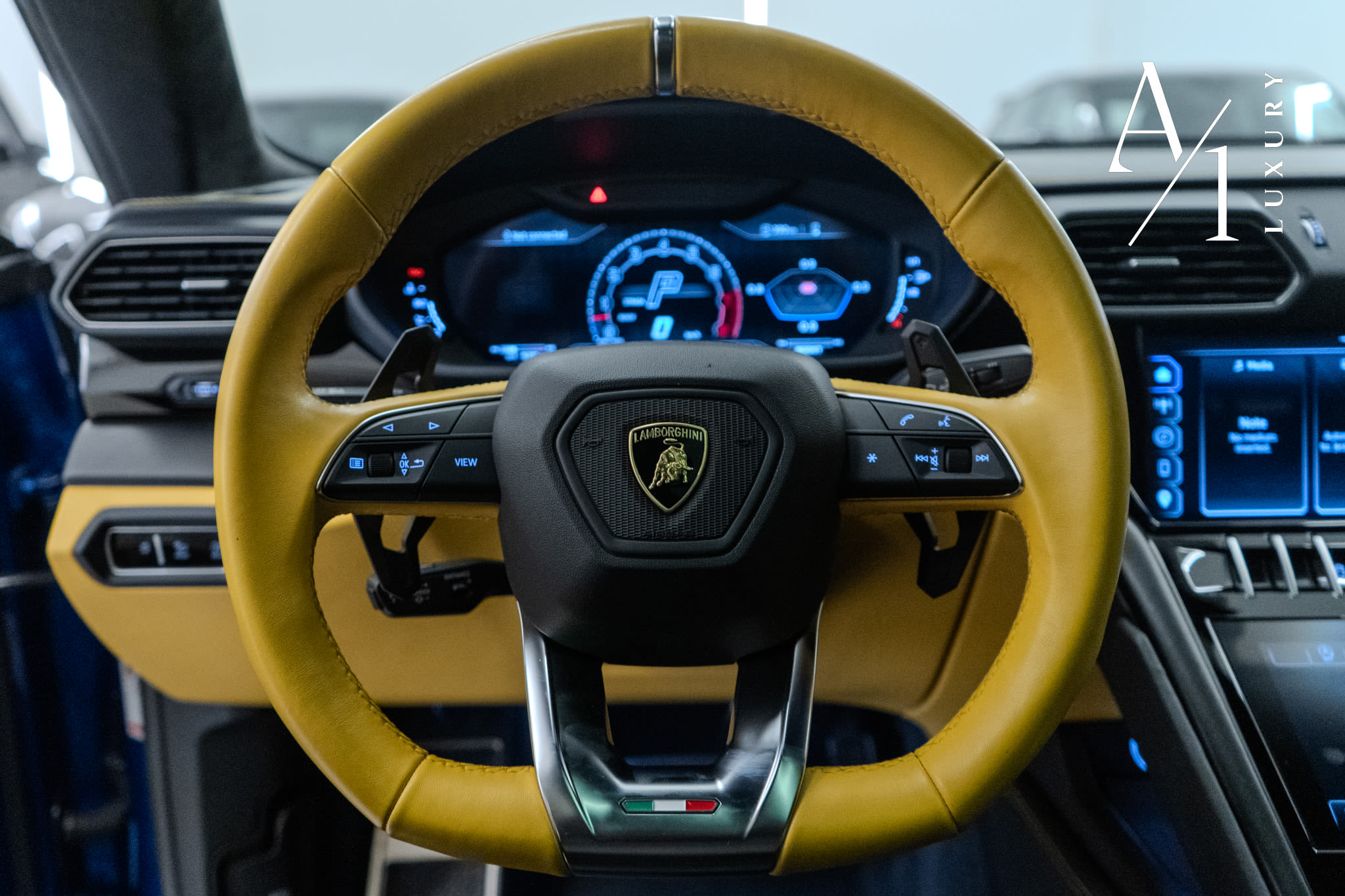 2023 Lamborghini Urus S, Excellent Condition, European Specs - Thumbnail 9