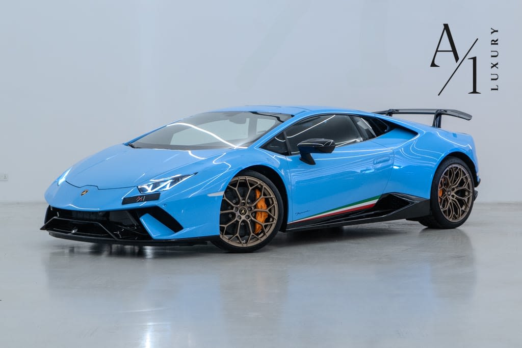 2019 Lamborghini Huracan Perfomante, Fully Loaded, Carbon Fiber Edition, Brand New Condition - Thumbnail 1