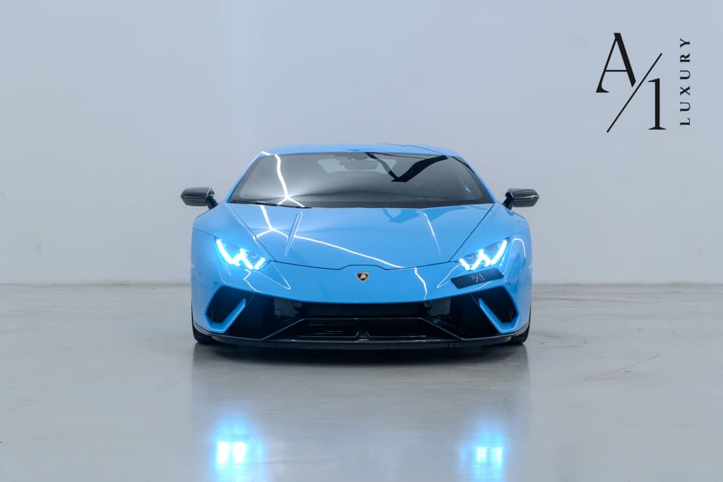 2019 Lamborghini Huracan Perfomante, Fully Loaded, Carbon Fiber Edition, Brand New Condition - Thumbnail 2