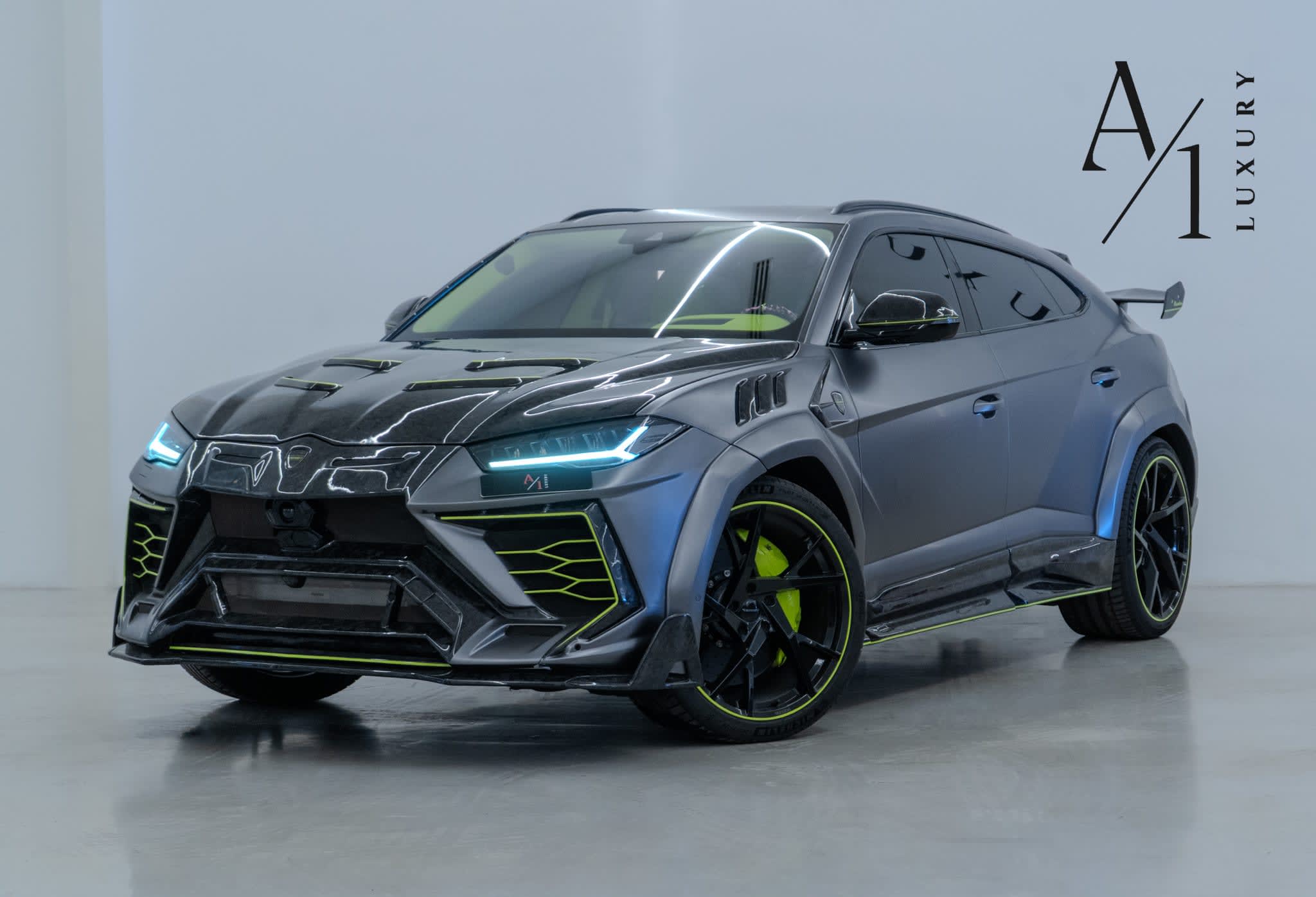 2022 Lamborghini Urus Mansory, Full Loaded, Excellent Condition, GCC Spec - Thumbnail 1