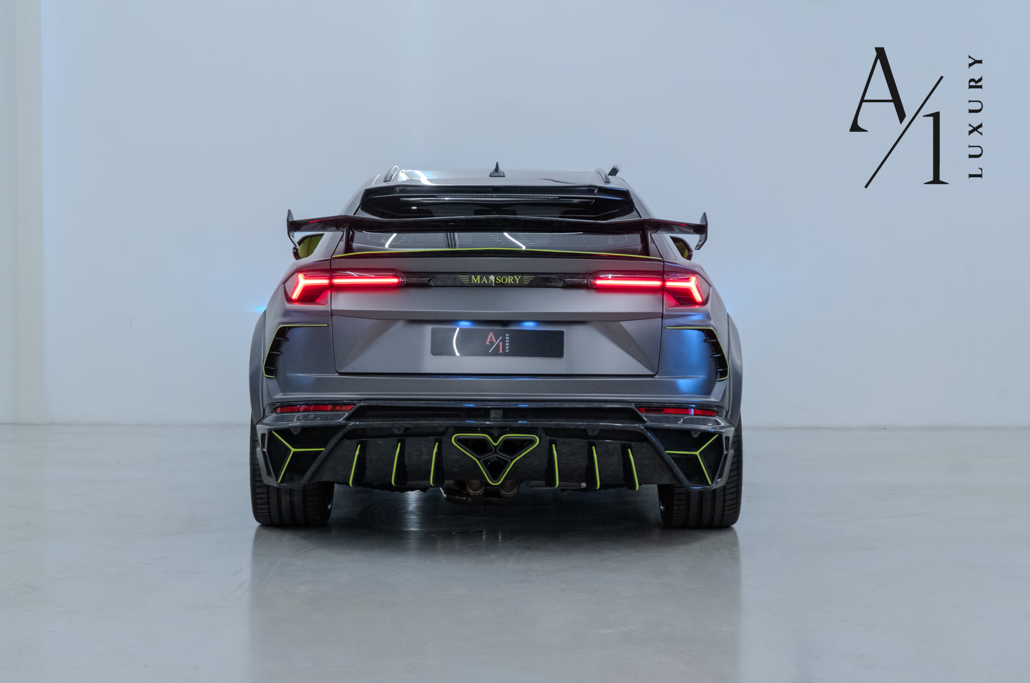 2022 Lamborghini Urus Mansory, Full Loaded, Excellent Condition, GCC Spec - Thumbnail 5