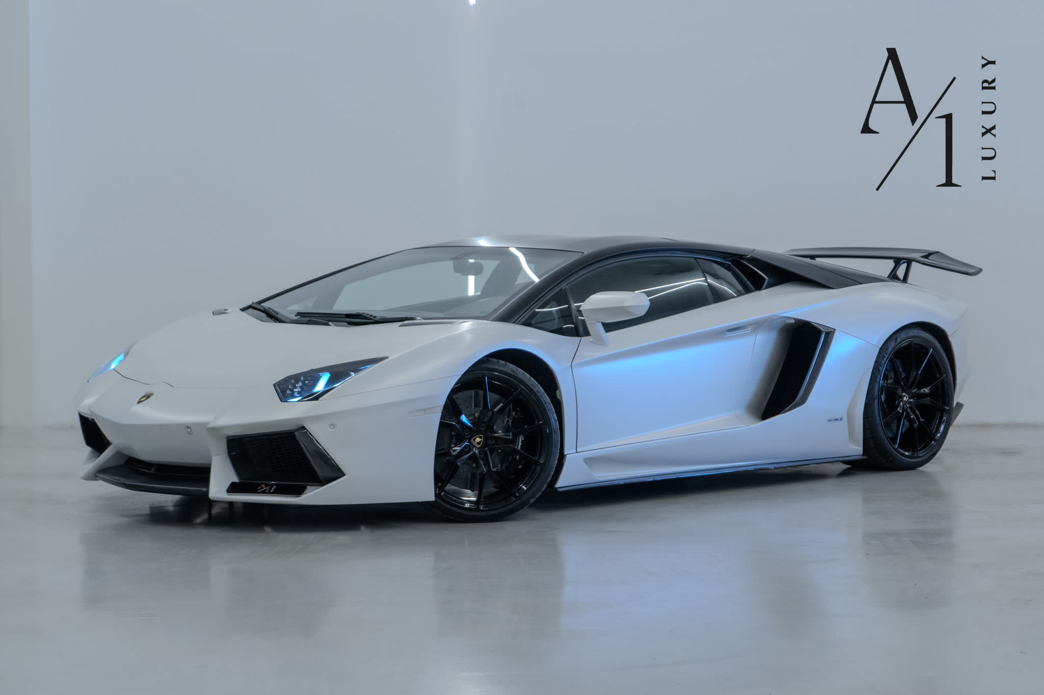 2012 Lamborghini Aventador (Boccanera Samsson) Edition ( 1 OF 1 ) Full Service History, GCC Spec