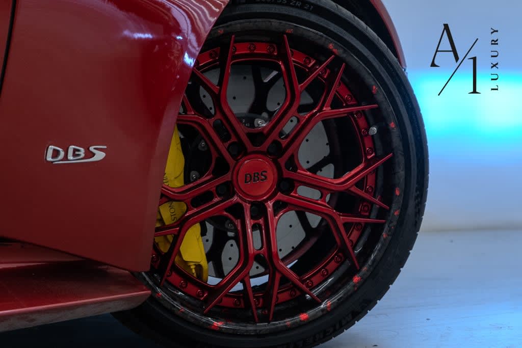2019 Aston Martin DBS Superleggera, With Full Service History, Pristine Conditon, GCC Specs - Thumbnail 5
